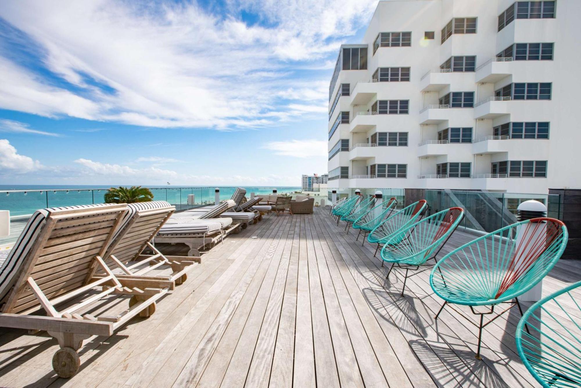 Nautilus Sonesta Miami Beach Exterior photo Rooftop pool at the SLS Brickell