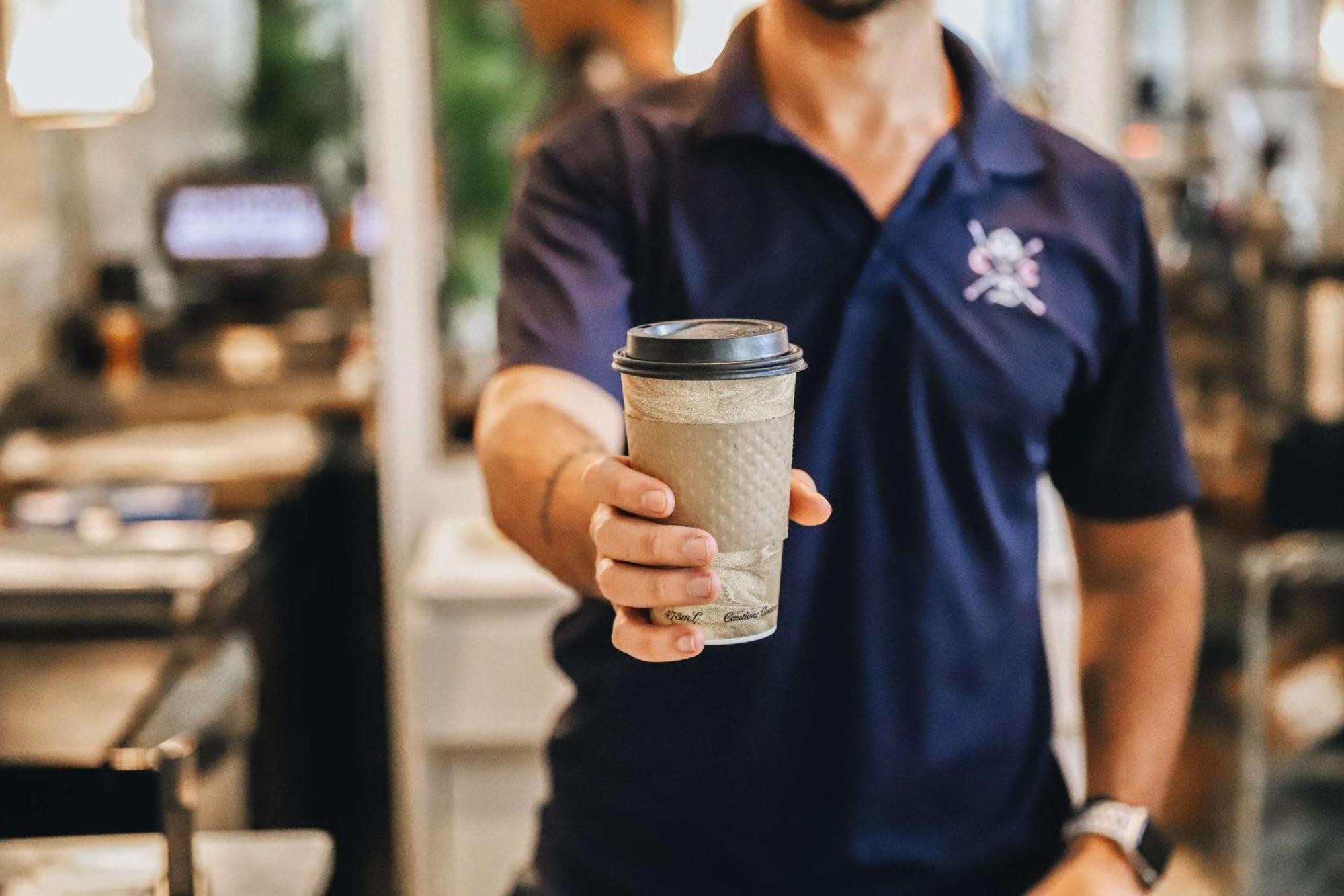 Nautilus Sonesta Miami Beach Exterior photo A barista serving a coffee