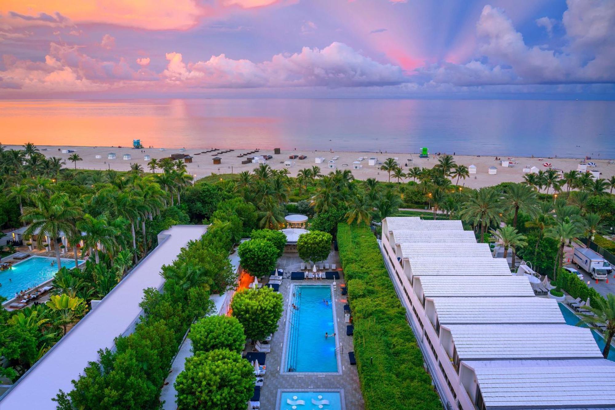 Nautilus Sonesta Miami Beach Exterior photo Aerial view of the hotel